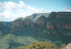 Bizarre Fels- und Gebirgsformationen an der Panoramaroute in Mpumalanga von Südafrika