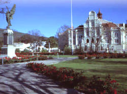 Die City Hall von Graaff Reinet - Bild © South African Tourism - Town Hall